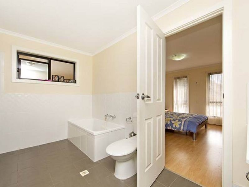 2/14 Chiselbury Road, Elizabeth Vale SA 5112
