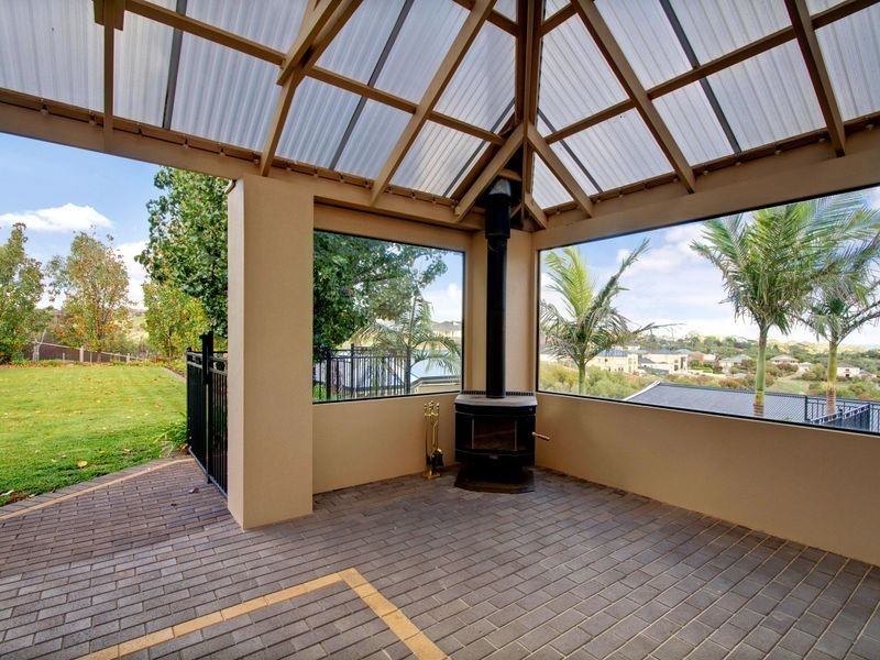 37 Lipson Reach Road, Gulfview Heights SA 5096