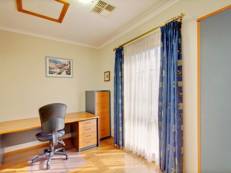 37 Lipson Reach Road, Gulfview Heights SA 5096