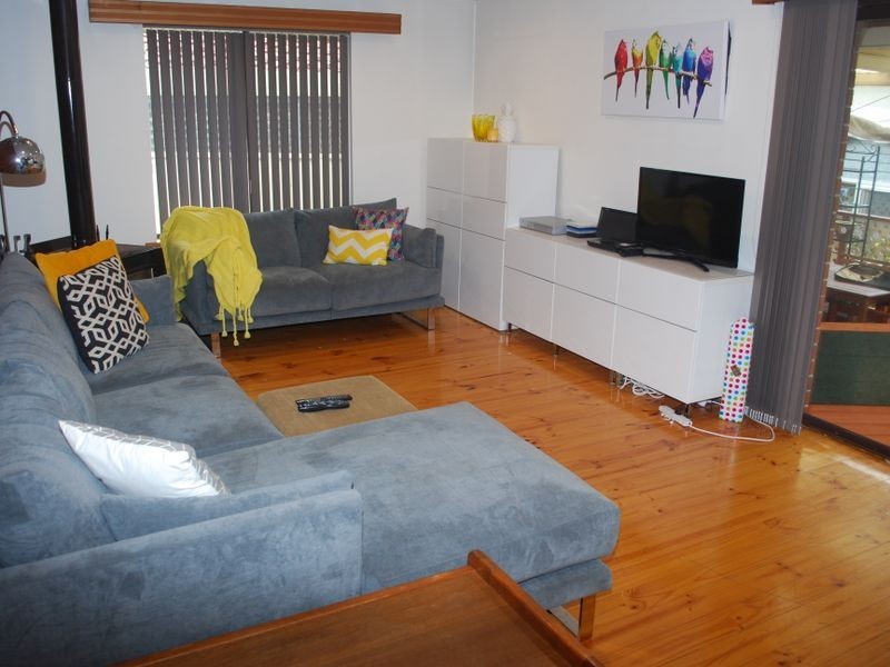 56 De Sassenay Crescent, Modbury Heights SA 5092