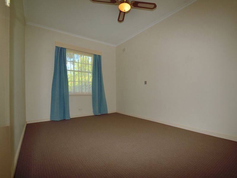 16 Robert Road, Hillbank SA 5112