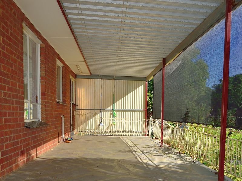 16 Robert Road, Hillbank SA 5112