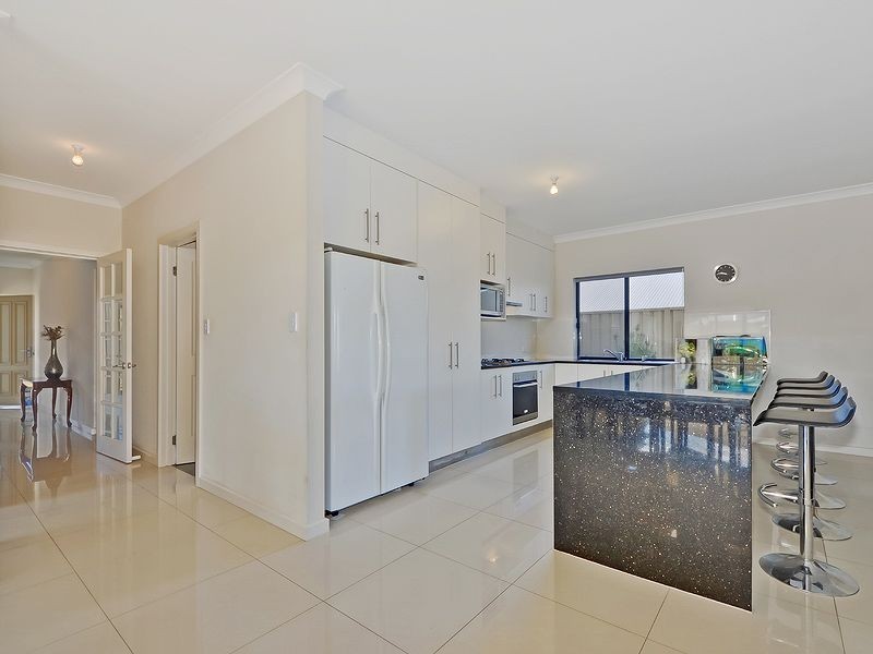 1 Barrow Road, Golden Grove SA 5125