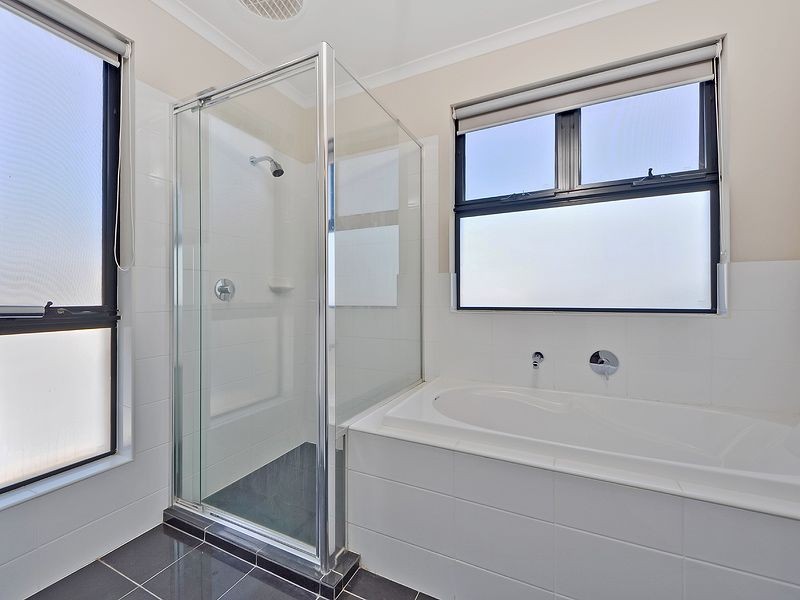 1 Barrow Road, Golden Grove SA 5125