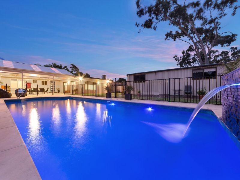 9 Tregeagle Ave, Tea Tree Gully SA 5091