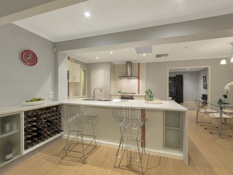 9 Tregeagle Ave, Tea Tree Gully SA 5091