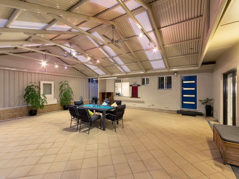 9 Tregeagle Ave, Tea Tree Gully SA 5091