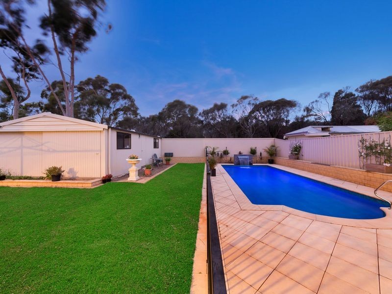 9 Tregeagle Ave, Tea Tree Gully SA 5091
