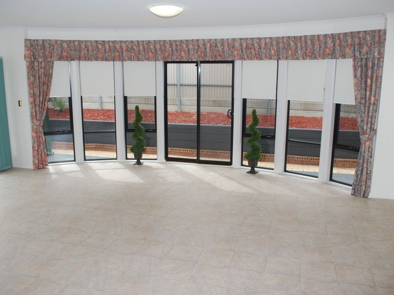 27 Chatswood Grove, Golden Grove SA 5125