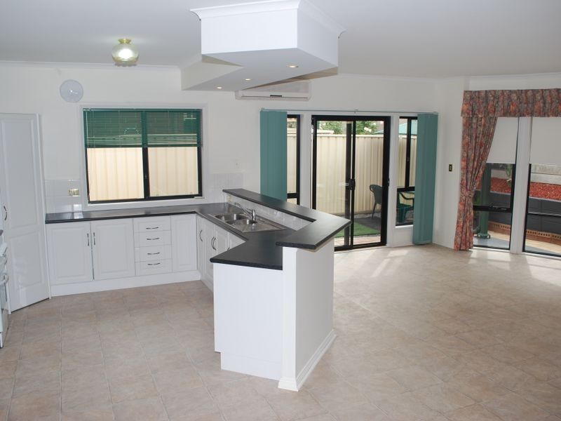 27 Chatswood Grove, Golden Grove SA 5125