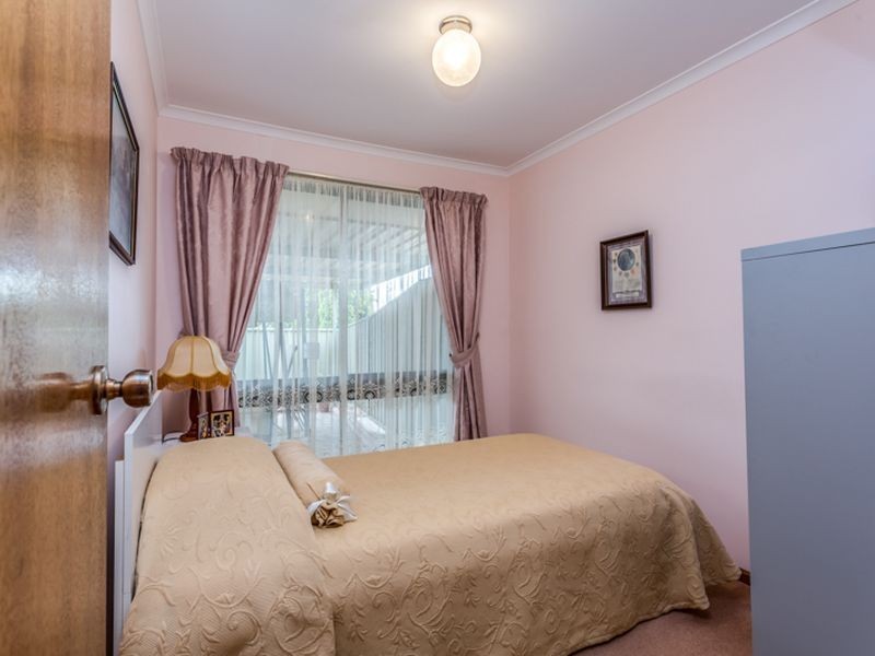 33 Baldwin Court, Wynn Vale SA 5127