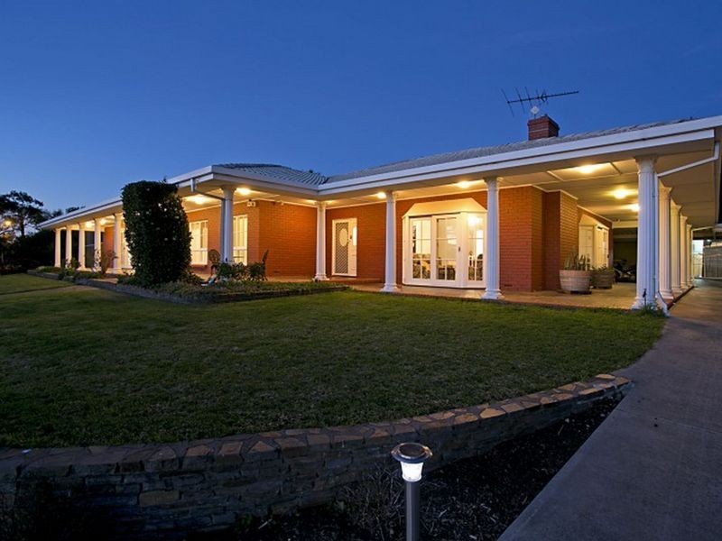 60 Coomurra Drive, Salisbury Heights SA 5109