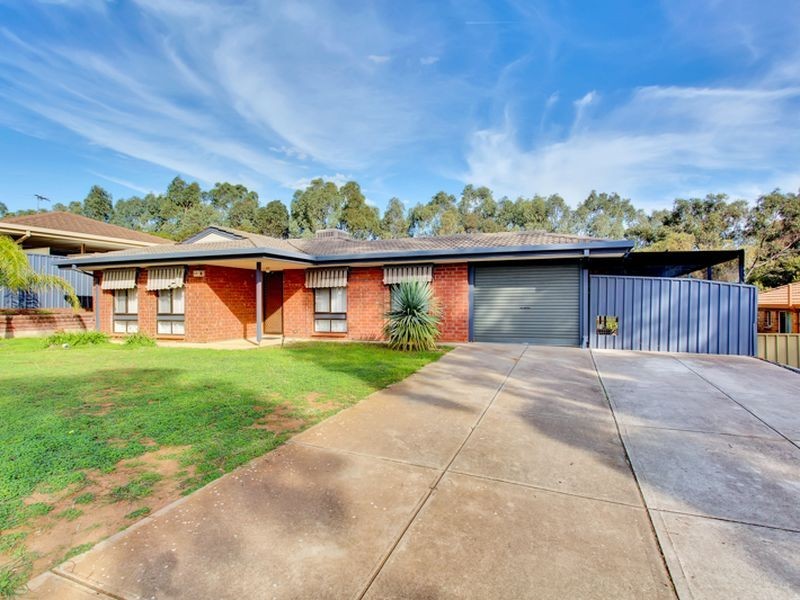 24 Coachhouse Drive, Gulfview Heights SA 5096