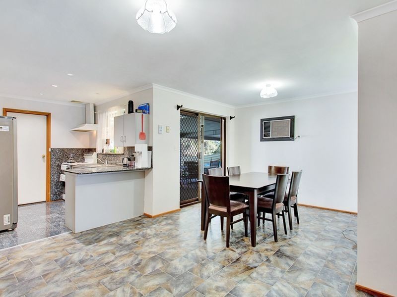 24 Coachhouse Drive, Gulfview Heights SA 5096