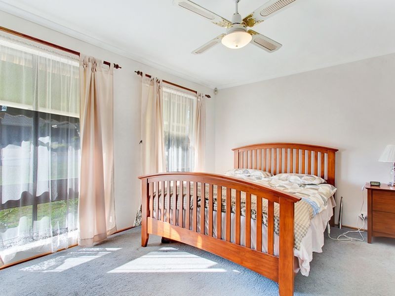 24 Coachhouse Drive, Gulfview Heights SA 5096