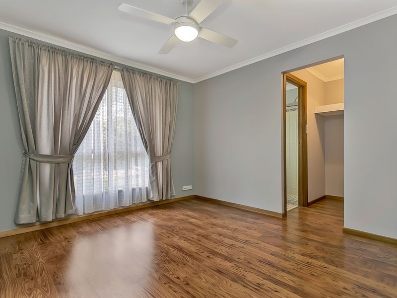 12 Gilchrist Close, Greenwith SA 5125