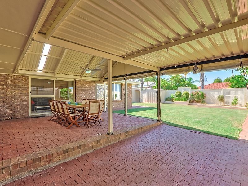 17 Lark Court, Wynn Vale SA 5127