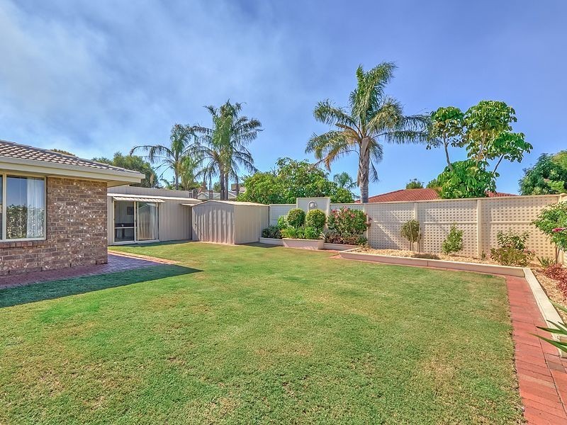 17 Lark Court, Wynn Vale SA 5127