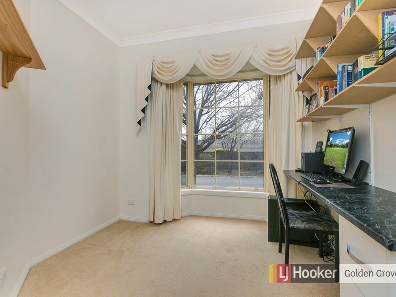 9 Lake Maurice Place, Greenwith SA 5125