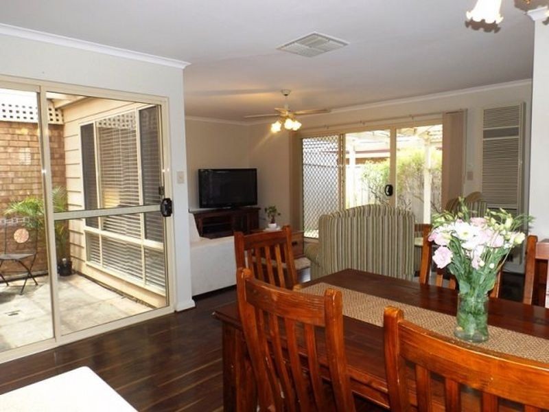 1/32 Debenham Court, Greenwith SA 5125