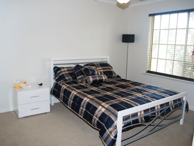 1/32 Debenham Court, Greenwith SA 5125