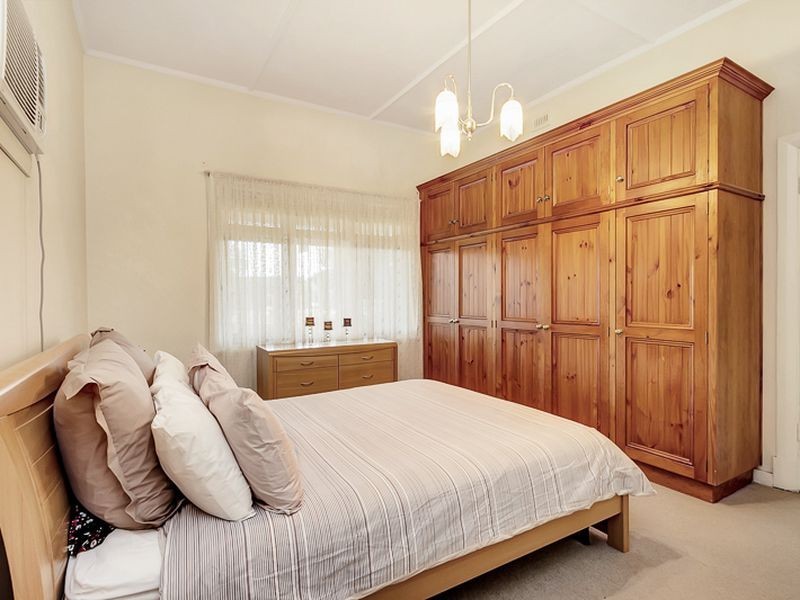 8 Rheims Street, Broadview SA 5083