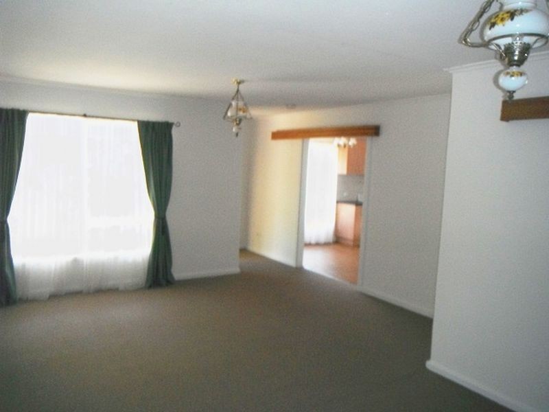 42 Grenada Ave, Ingle Farm SA 5098