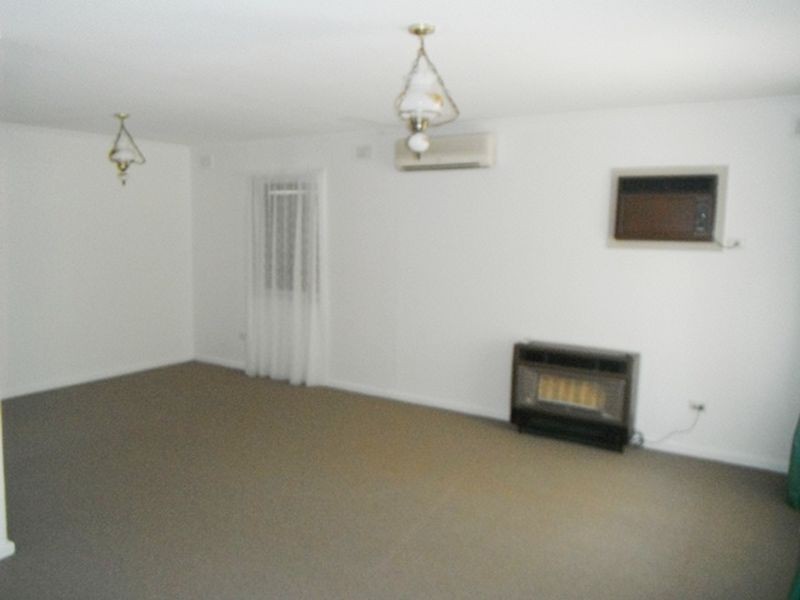 42 Grenada Ave, Ingle Farm SA 5098