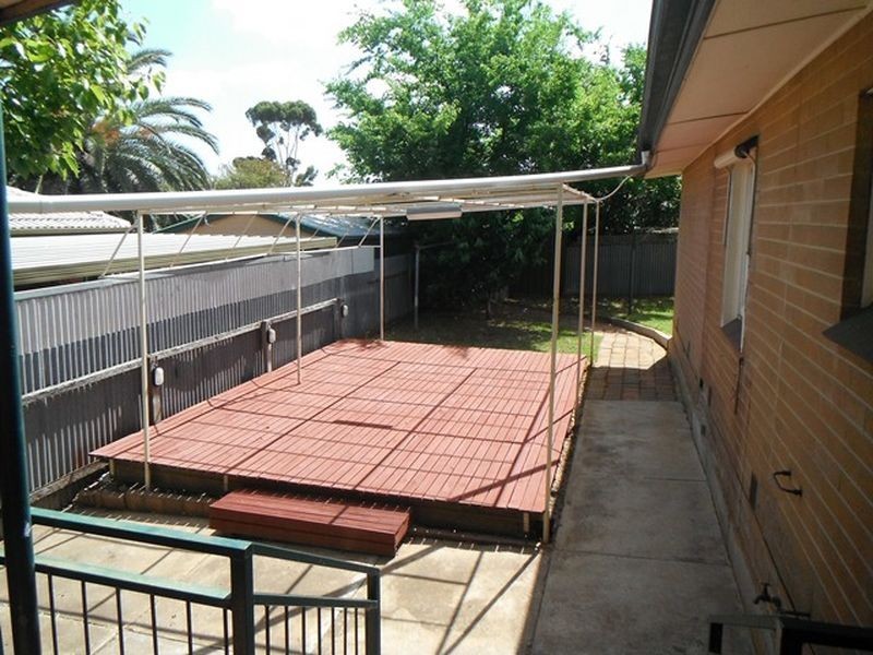 42 Grenada Ave, Ingle Farm SA 5098