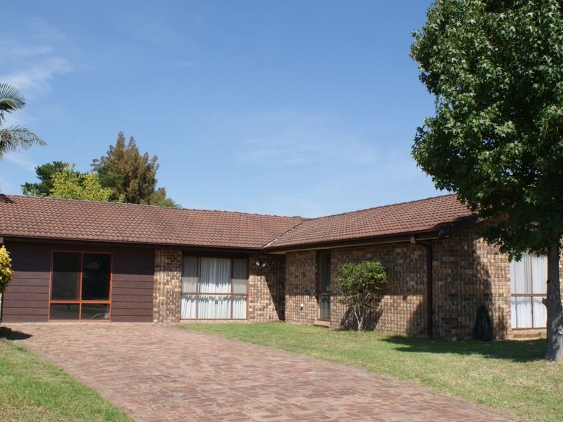 98 Rugby Street, Werrington County NSW 2747