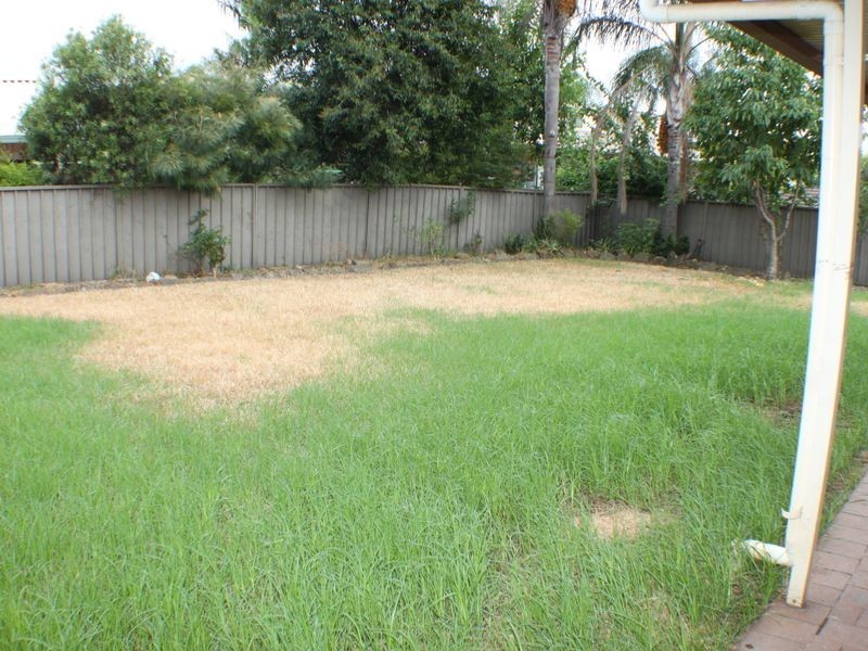 77 Soling Crescent, Cranebrook NSW 2749