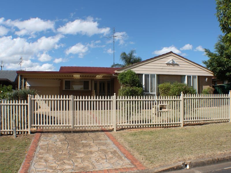 52 Wardell Drive, South Penrith NSW 2750