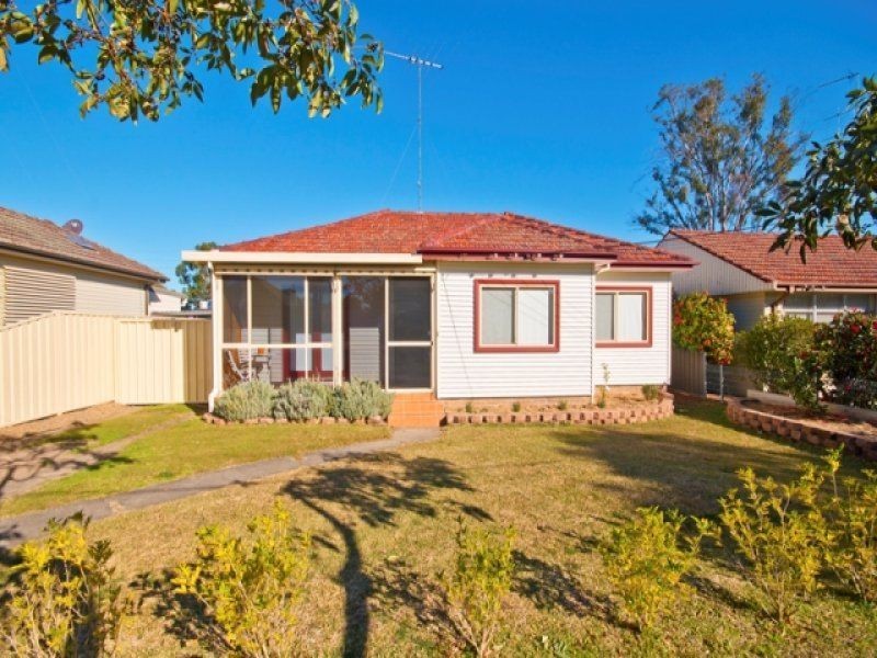 8 Darling Street, Penrith NSW 2750