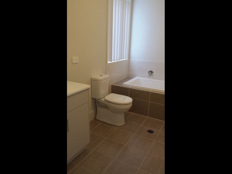 101 Glenmore Ridge, Glenmore Park NSW 2745