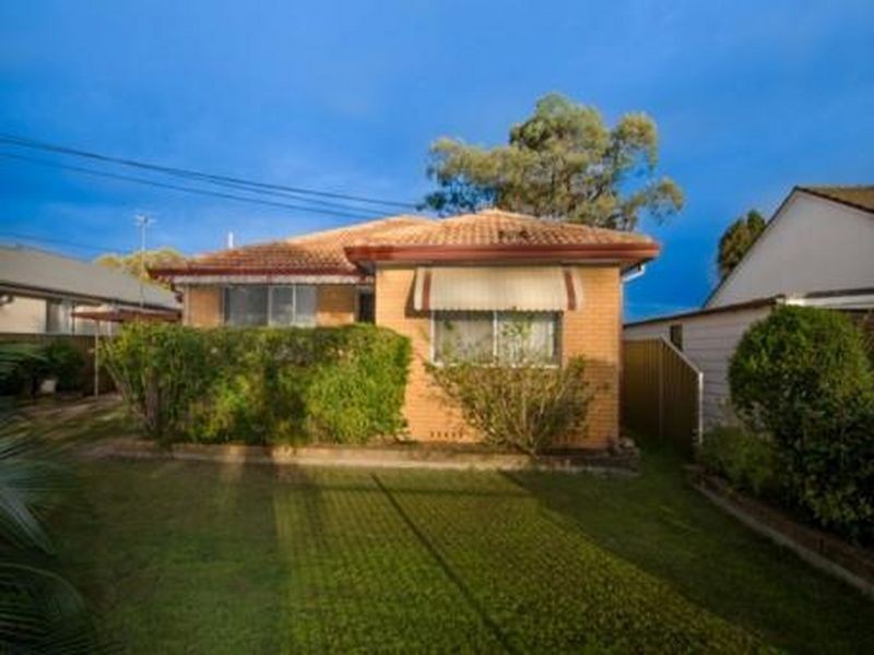 4 Imperial Ave, Emu Plains NSW 2750