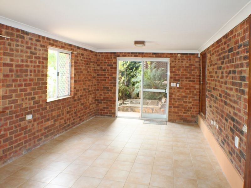 32 Bellereeve Ave, Mount Riverview NSW 2774