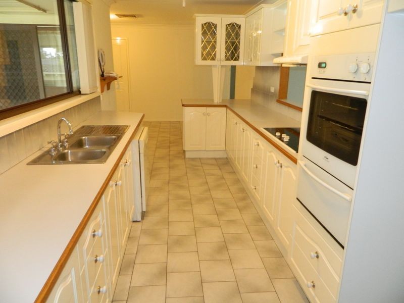 4 Madigan Drive, Werrington County NSW 2747