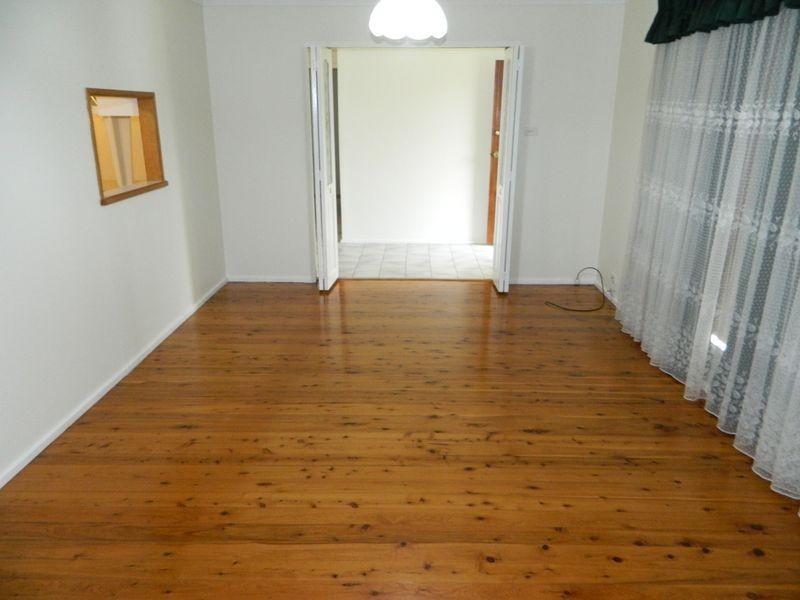 4 Madigan Drive, Werrington County NSW 2747