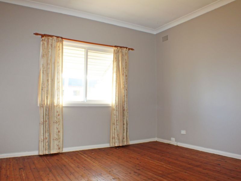 16 Guildford Road, Cambridge Park NSW 2747