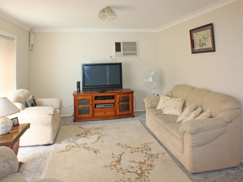70 Wrench St, Cambridge Park NSW 2747