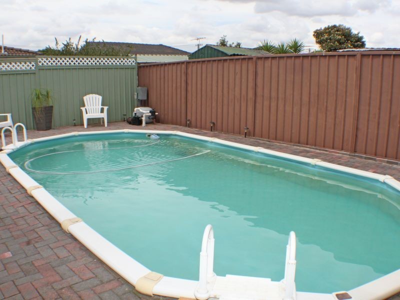 70 Wrench St, Cambridge Park NSW 2747