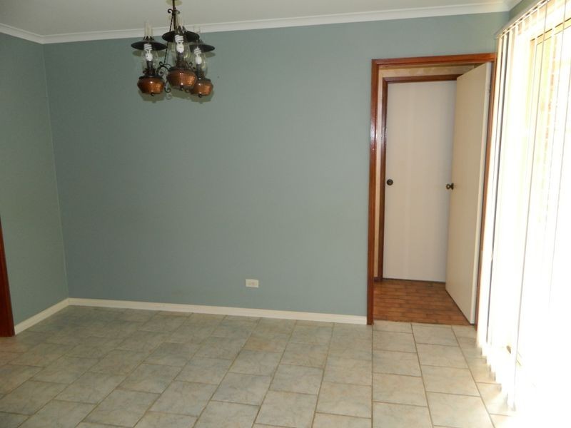 8 Bottlebrush Drive, Cranebrook NSW 2749