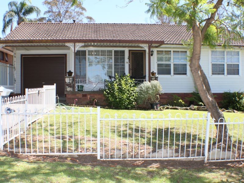67 Barlow Street, Cambridge Park NSW 2747