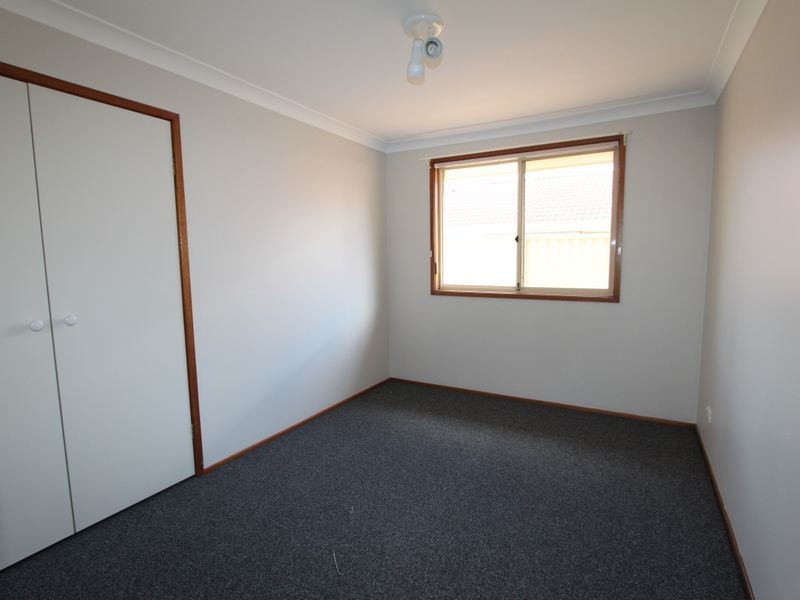 10 Harwood Circuit, Glenmore Park NSW 2745