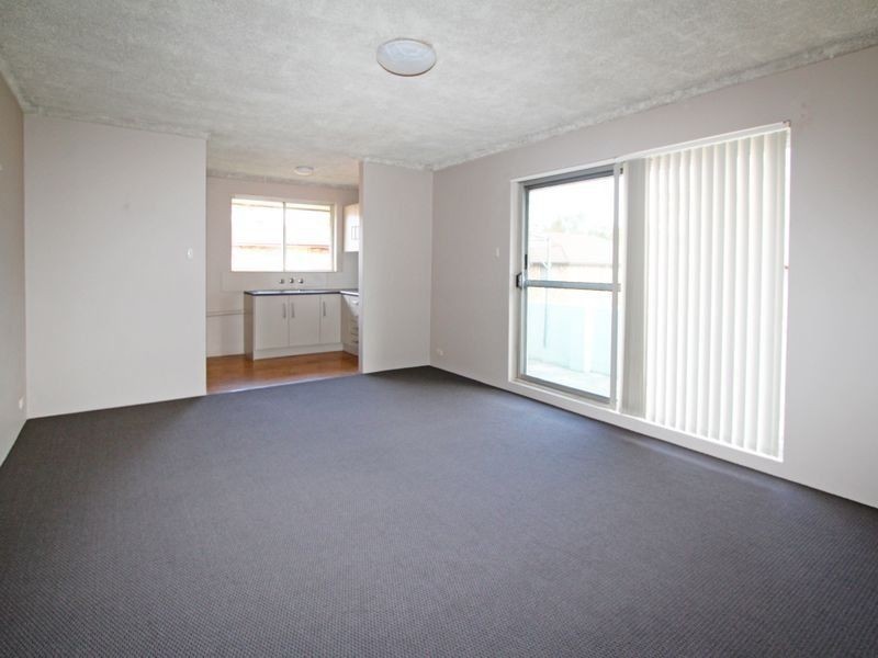 UNIT 8/16 Thurston Street, Penrith NSW 2750