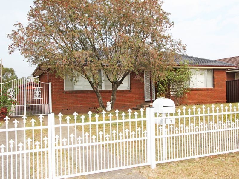 17 Jason Avenue, South Penrith NSW 2750