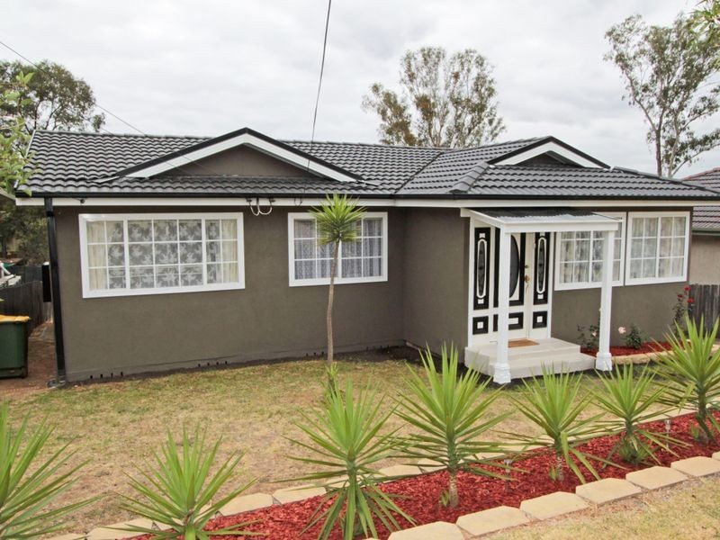 17 Norfolk Road, Cambridge Park NSW 2747