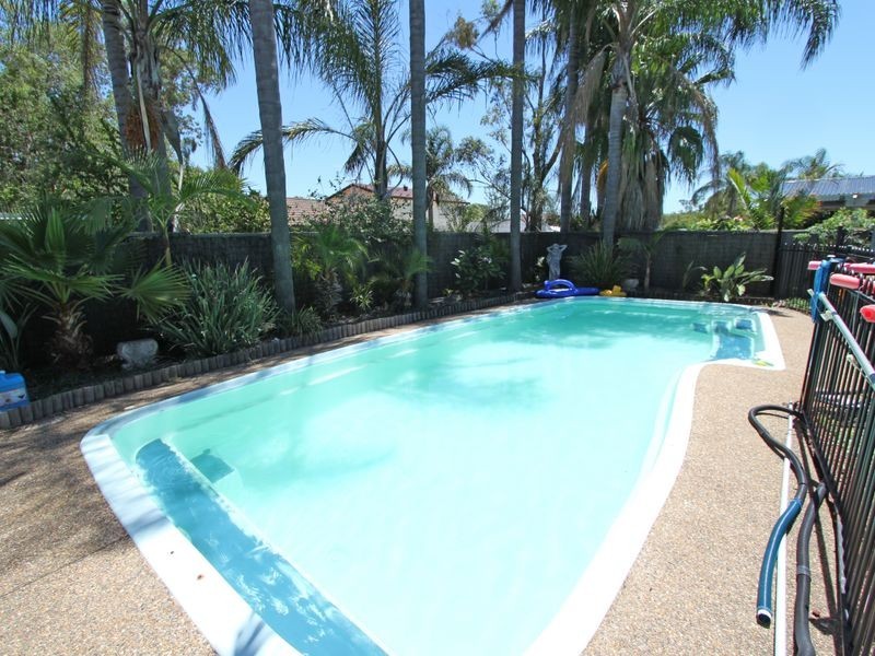 2 Manor Glen, Werrington Downs NSW 2747