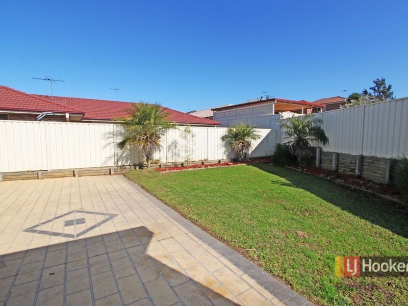 13 Coco Drive, Glenmore Park NSW 2745