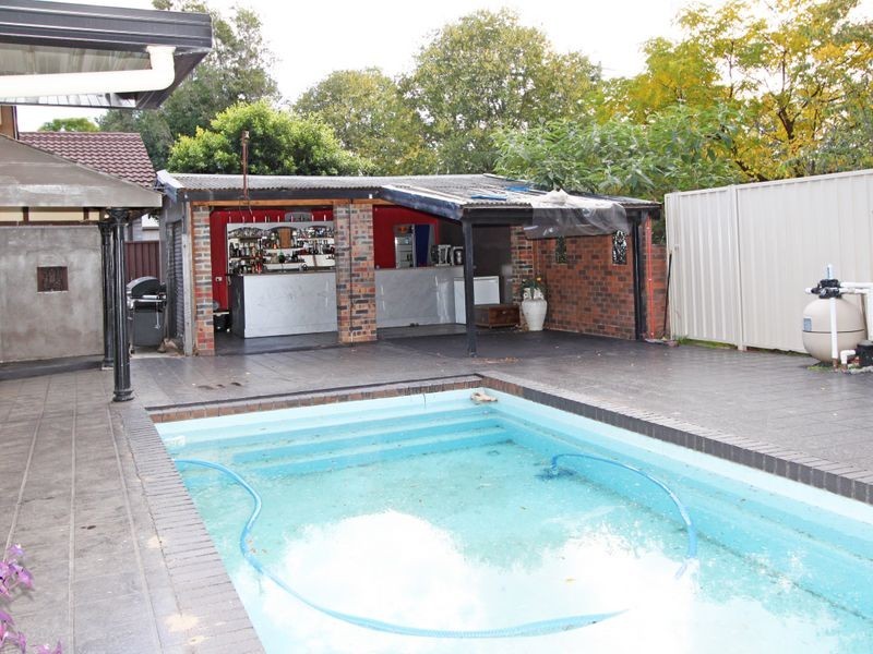 11 McAuley Crescent, Emu Plains NSW 2750